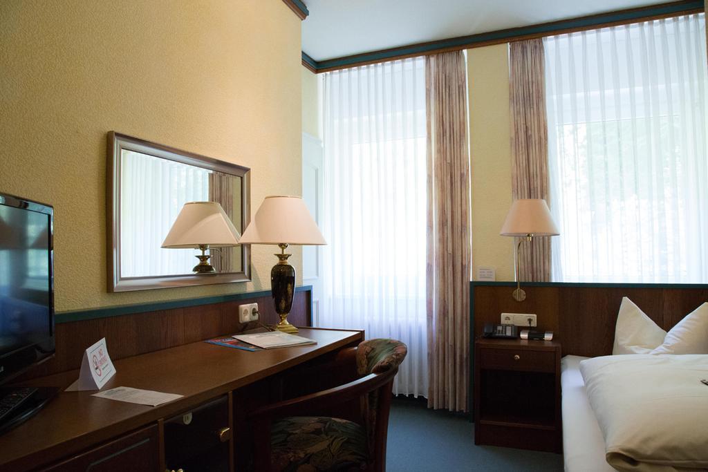 Hotel Reifenstein Kleinbartloff Esterno foto